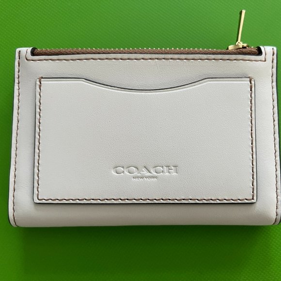 Authentic Coach Slim Card Wallet in Chalk and Brown Color Rainbow Color Logo On - Picture 2 of 6